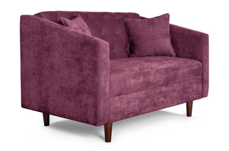 Ivanka-Sala-morado5.jpeg