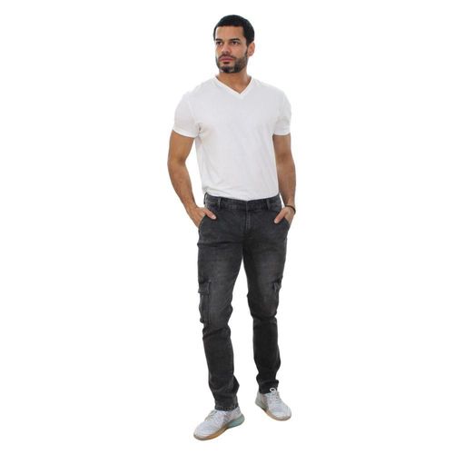 JEANS HOMBRE CORTE REGULAR SMIL FIT CON BOLSAS CARGO NEGRO DESLAVADO