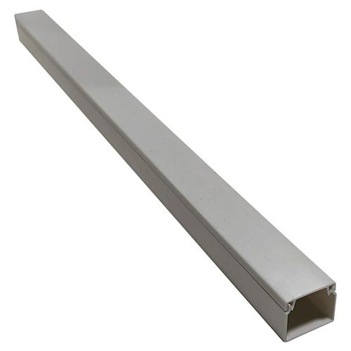 Canaleta Plástica, IUSA, de PVC de 2 m, 17 x 20 mm C/A