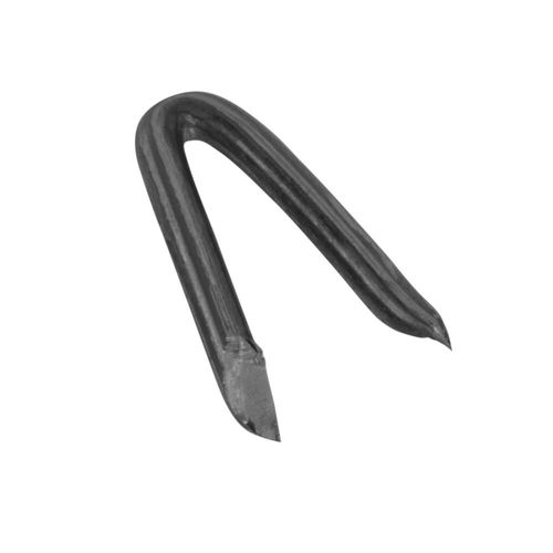 Caja con 10 kg de grapas 1 1.4pul negras