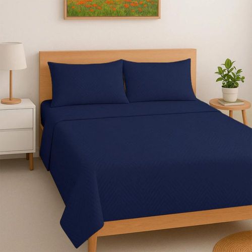 Juego De Sábanas Matrimonial 100% Microfibra Suave Pierre Cardin Azul Marino Zigzag