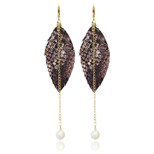 Vangania aretes largos con pluma y perla Mallorca joyería artesanal boho chic