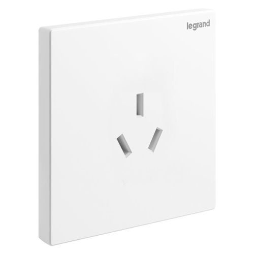 Enchufe Tipo C LEGRAND K8/31/2/3BE