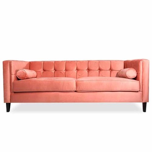 Sofá de 3 Plazas Tapizado en Terciopelo Color Salmón. Estructura de Madera Sólida