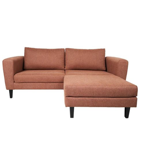 Sala Esquinera de 2 Plazas con Taburete Tapizados en Tela Marrón. Resistente a Uso Rudo. Estructura de Madera Sólida