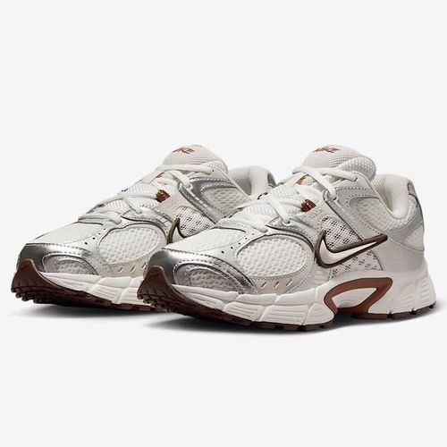 Tenis NIKE V5 RNR HQ7901-102 Blanco para mujer