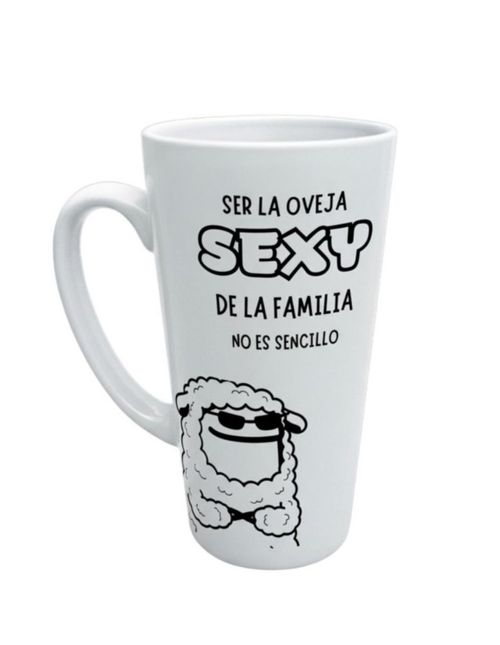 Taza de cerámica 500 ml. diseño divertido Ser la oveja sexy de la familia no es sencillo regalo original