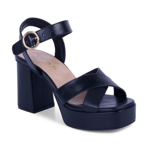 Sandalia Elegante Negra Con Hebilla Y Plataforma 018-22