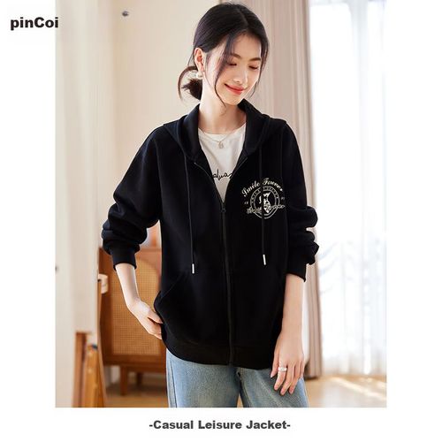 Sudadera PinCai Negra con gorro y estampado para mujer