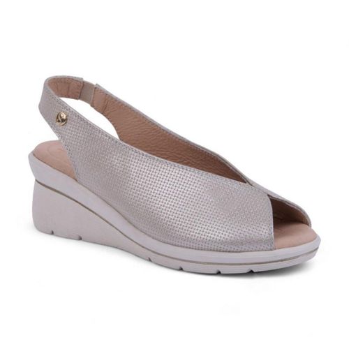 Sandalia Dorada Cruzada Con Plataforma 5 cm 379-32