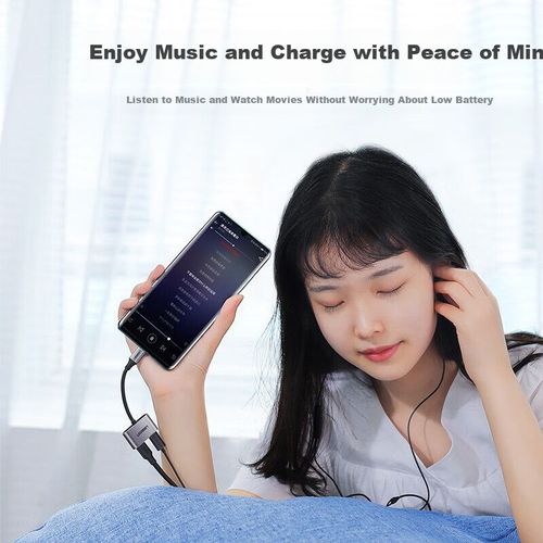 Adaptador UGREEN CM232 USB-C entrada dual salida carga y audio Negro