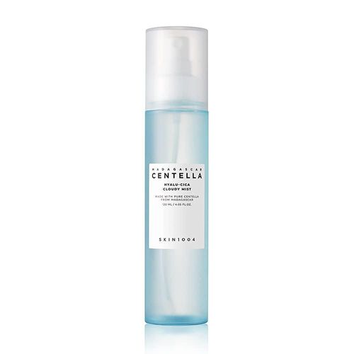 Mist SKIN1004 Hyalu-cica Cloudy 120 ml con agua de té verde