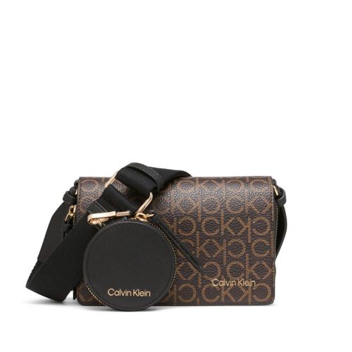 Bolsa Calvin Klein Millie con triple compartimento para cámara color marrón