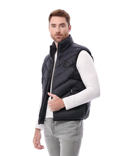 CHALECO BUFFALO DAVID BITTON CAPITONADO CON ESCUDO
NEGRO