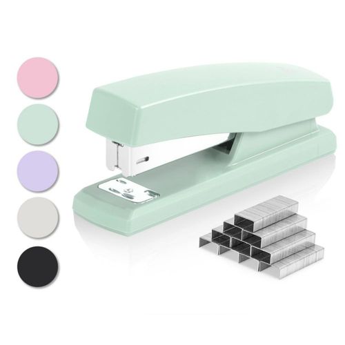 Stapler Deli Desktop con capacidad para 25 hojas y 640 grapas color verde