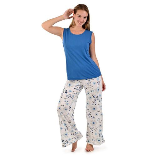 Pijama pantalón blanco con flores azules y playera azul sin mangas y cuello redondo