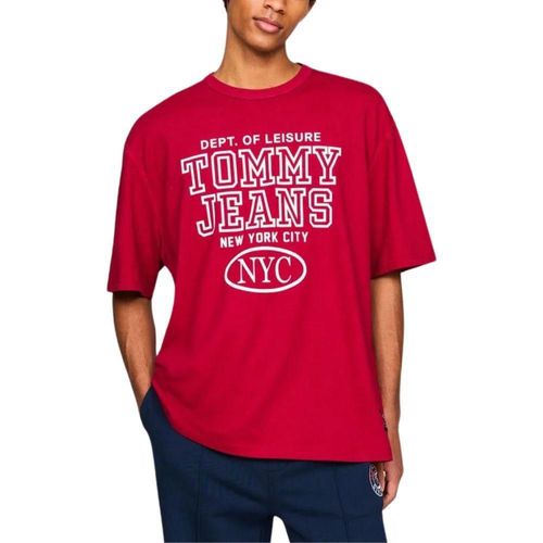 Playera Tommy Hilfiger Ovz Vintage Nyc Rojo Hombre DM0DM1854