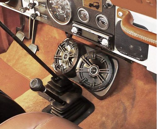 Centra-Pod Select Increments 91970K65 con bocinas Kicker de 6.5"