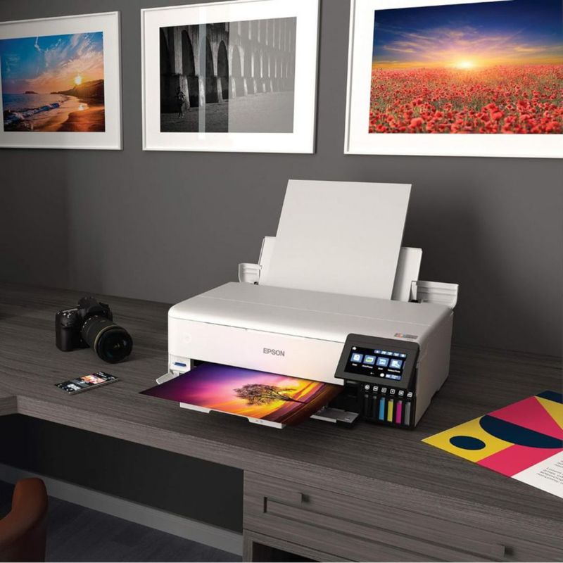 Epson EcoTank ET-8550 Impresora Fotográfica A3+ Multifuncional WiFi, Escáner, Copiadora, Sistema de Tinta Continua – Blanca (Caja con detalles)