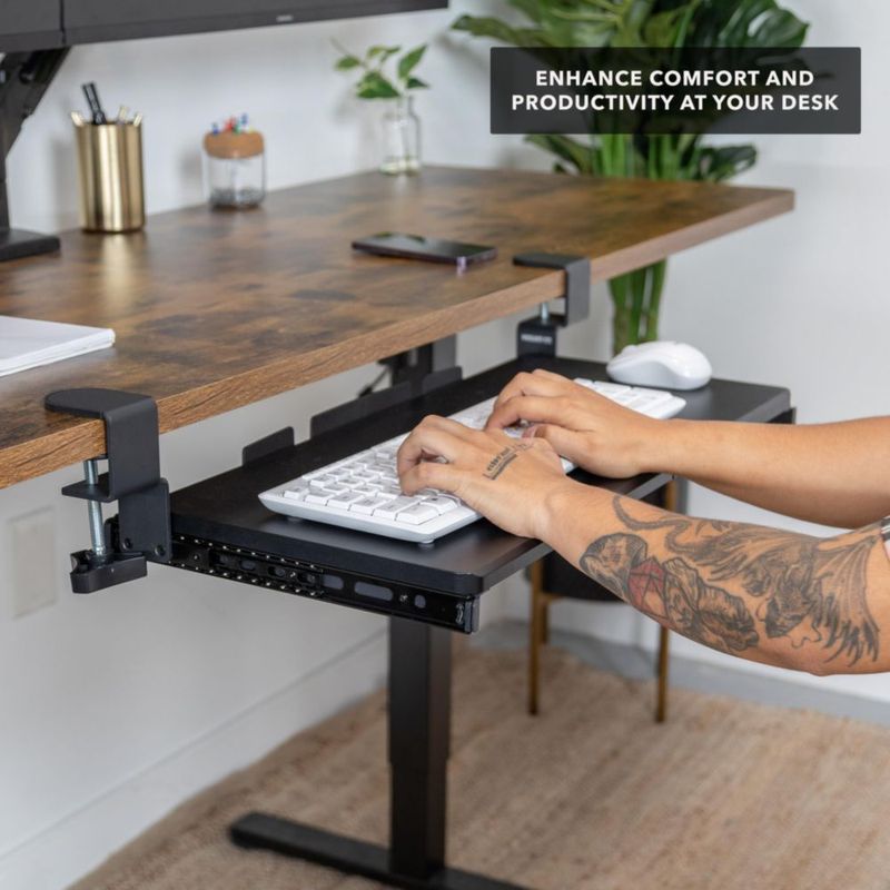 Bandeja para teclado Mount-It! de 61 cm deslizante con abrazadera