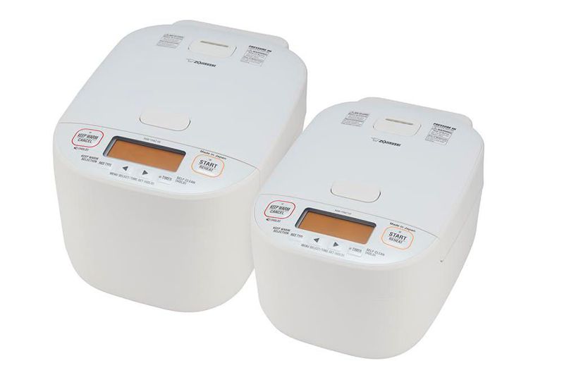 Olla Arrocera Zojirushi NW-YNC18WA de Inducción Blanca de 10 Tazas