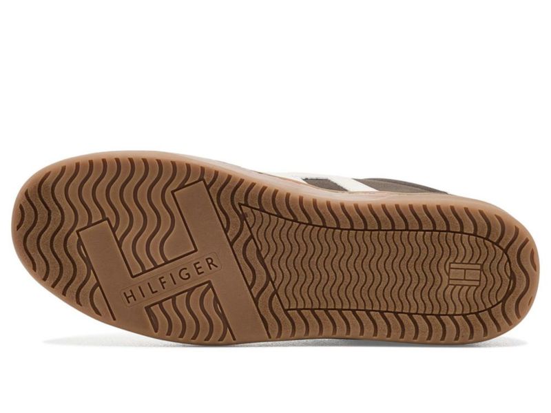 Zapatos Tommy Hilfiger Maisie Marrón Oscuro Talla 10 (Ancho Medio)