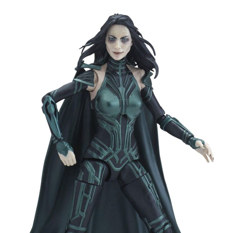 Figura de acción Marvel Hela 15 cm Serie Legends