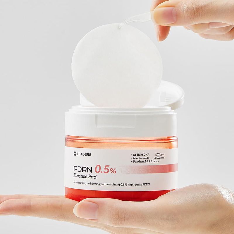 Almohadillas Esencia LEADERS PDRN 0.5% 135 ml 70 unidades