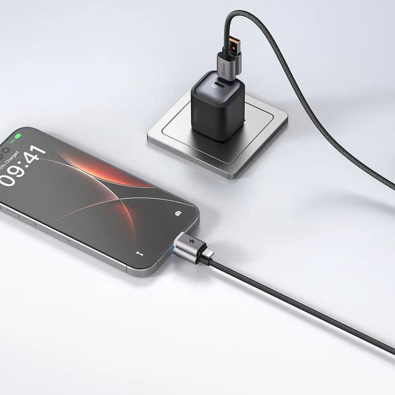Cable de Carga 4 en 1 Mcdodo Magnético USB-C, USB-A y Lightning 1.2m