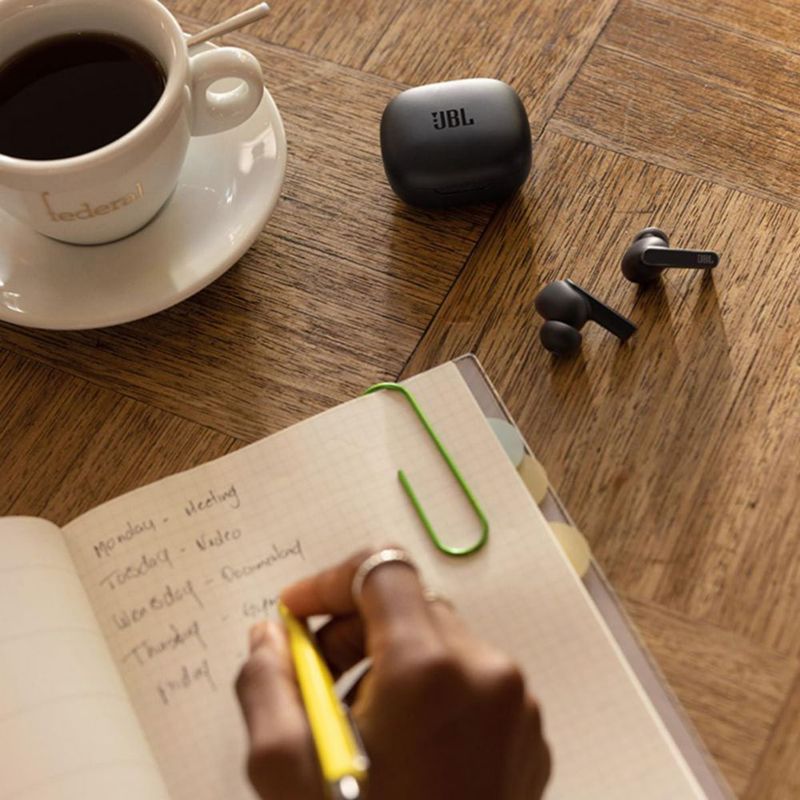 Auriculares JBL Live Pro TWS 2 con verdadera cancelación de ruido adaptativa