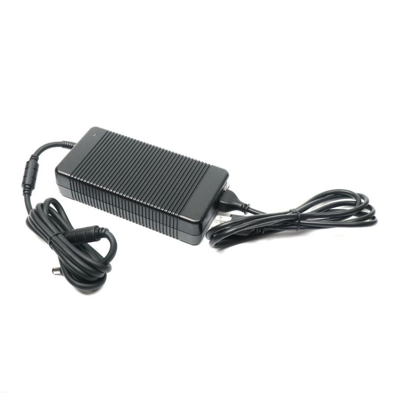 Cargador de portátil Dell 330W 74 mm negro LA330PM190