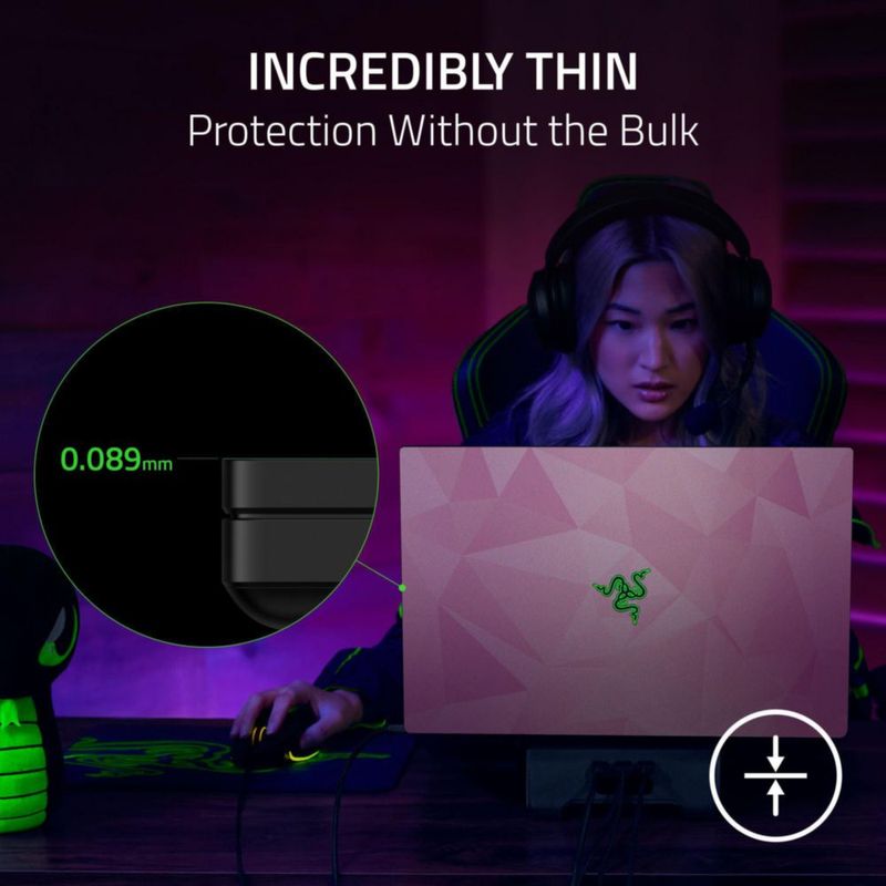 Funda Razer para iPhone 16 de vinilo con fibra de carbono