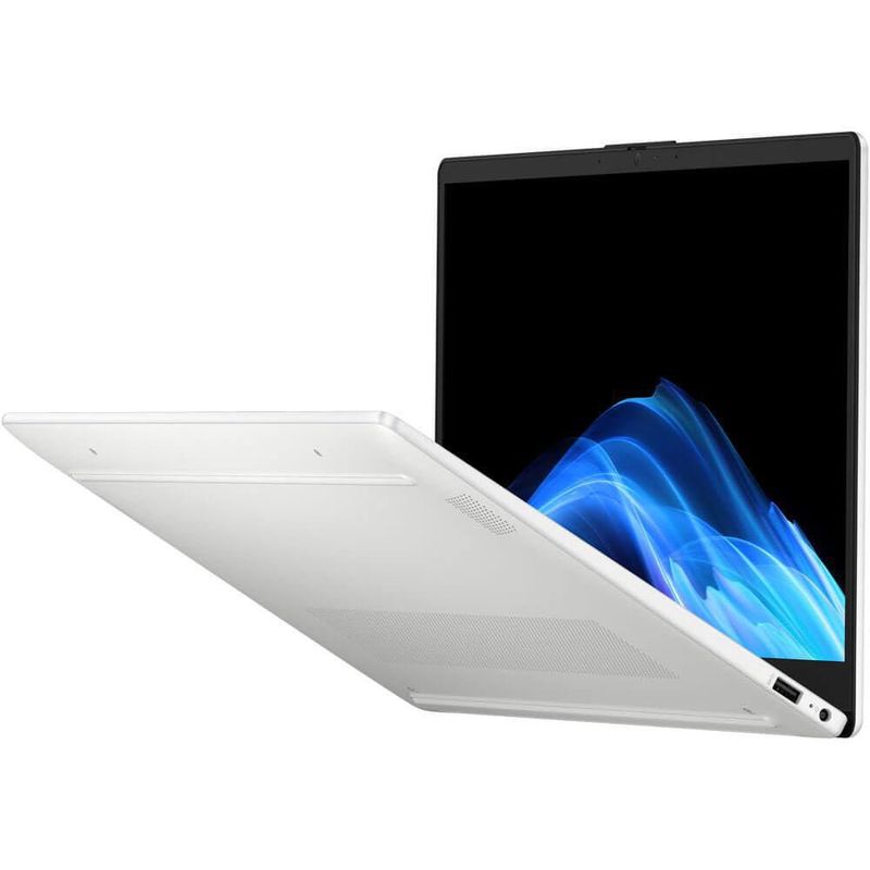 Laptop HP OmniBook 3 de 156" Ryzen 5 16 GB 512 GB SSD