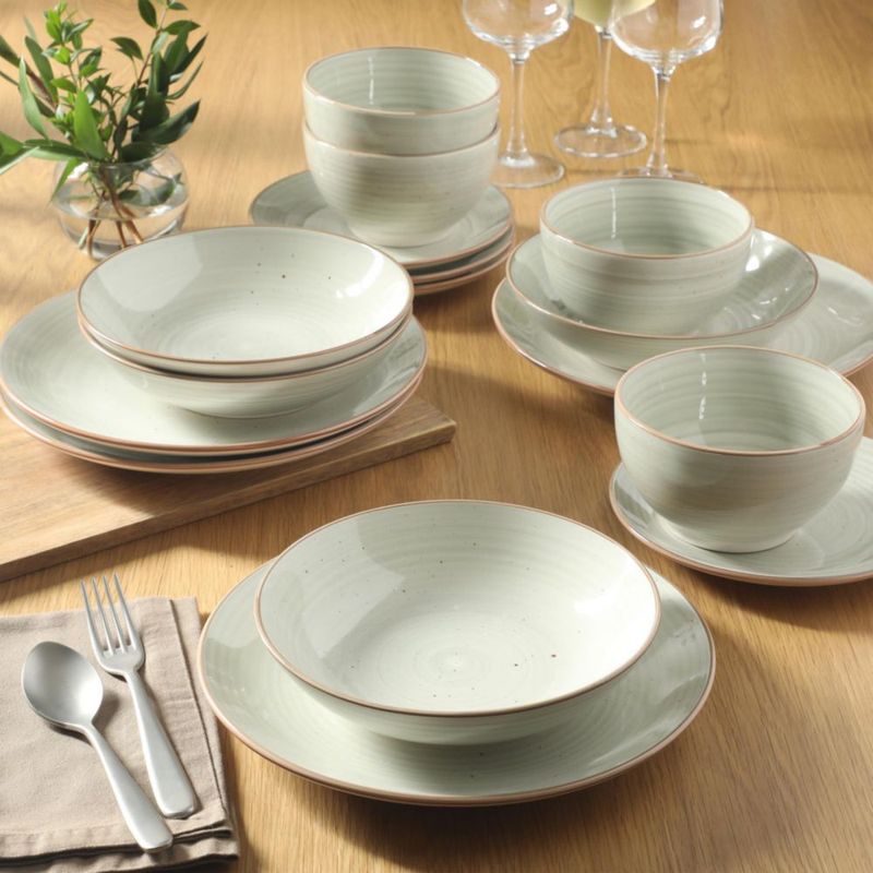 Juego de vajilla Gibson Home de 16 piezas en crema gris
