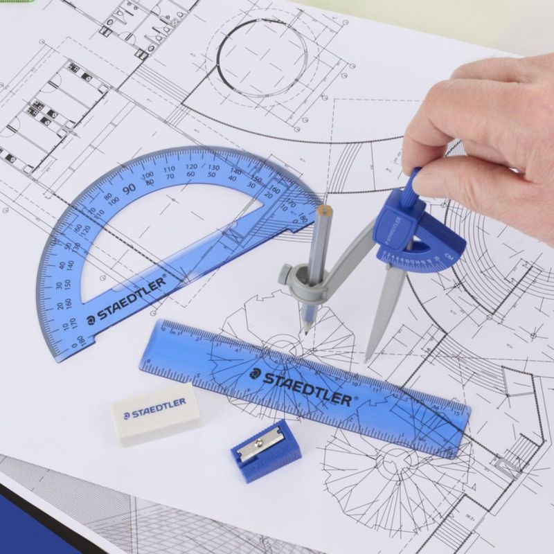 Set de Matemáticas STAEDTLER de 6 piezas con regla y bolsa con cremallera