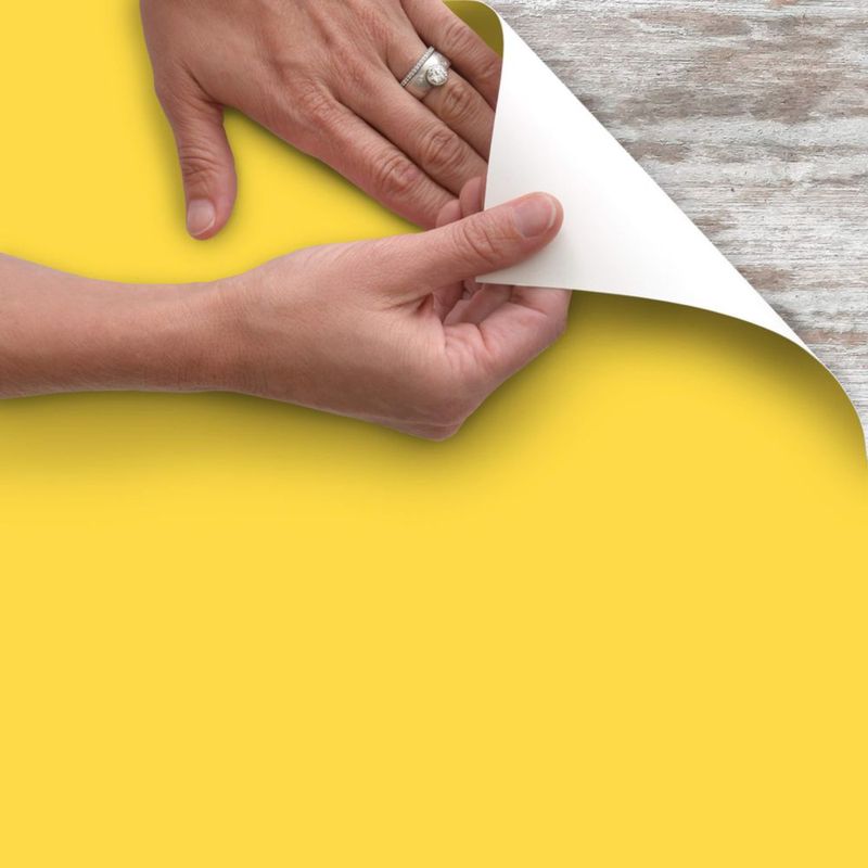 Forro autoadhesivo para estanterías Con‑Tact 46 cm x 152 cm Amarillo diente de león