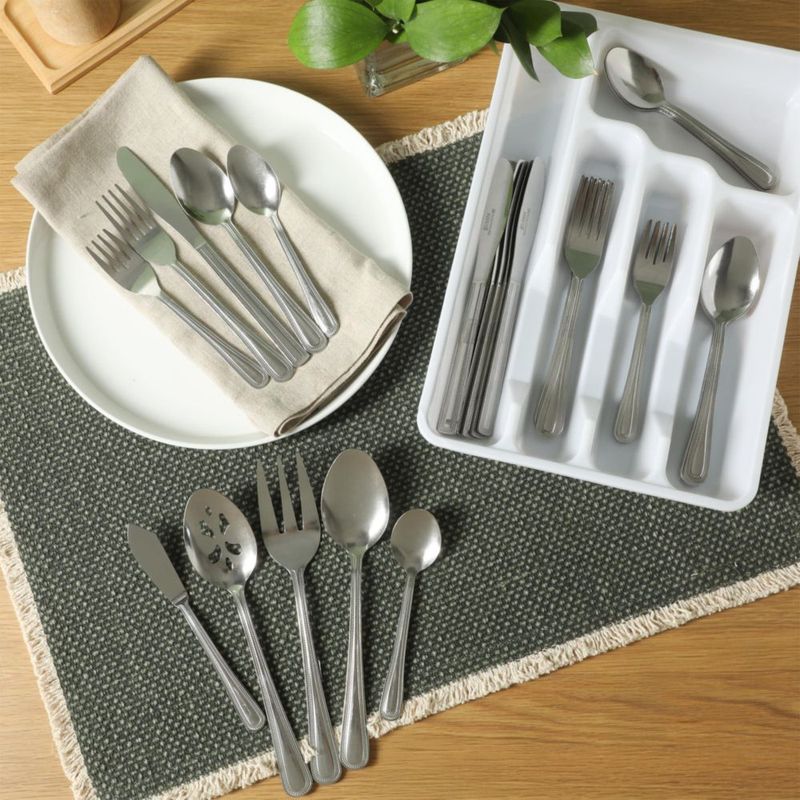 Juego de cubiertos de acero inoxidable de 45 piezas Gibson Home