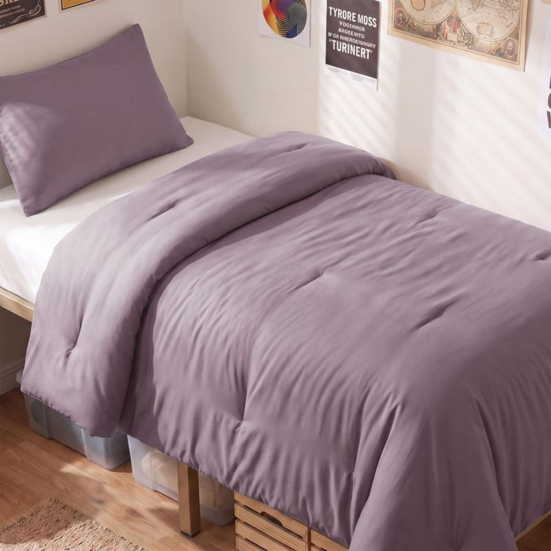 Juego de Edredón CozyLux Twin Púrpura Polvoriento – 2 Piezas