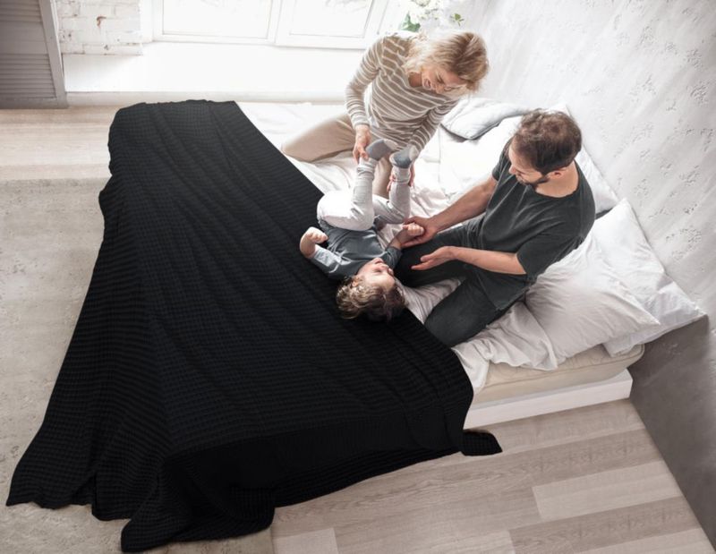 Manta Utopia Bedding Twin 234x183 cm Negra de Algodón