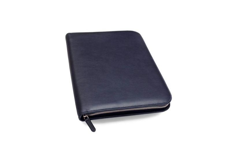 Carpeta de archivo Maruse de cuero azul marino con cremallera para portátil