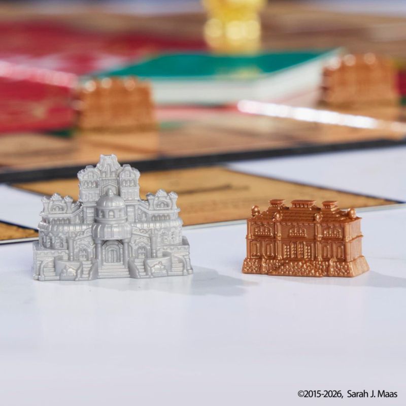 Monopoly: Edición A Court of Thorns and Roses para Adultos | Licencia Oficial | Inspirado en la Serie Bestseller | 17+ años | 2-6 jugadores