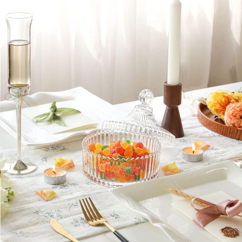 Plato para Dulces de Vidrio ComSaf 400 ml con Tapa Transparente y Diseño Elegante
