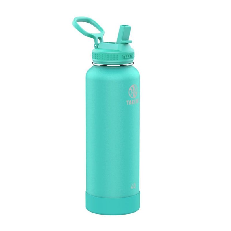 Botella de agua Takeya 12 L verde azulado aislada con pajita