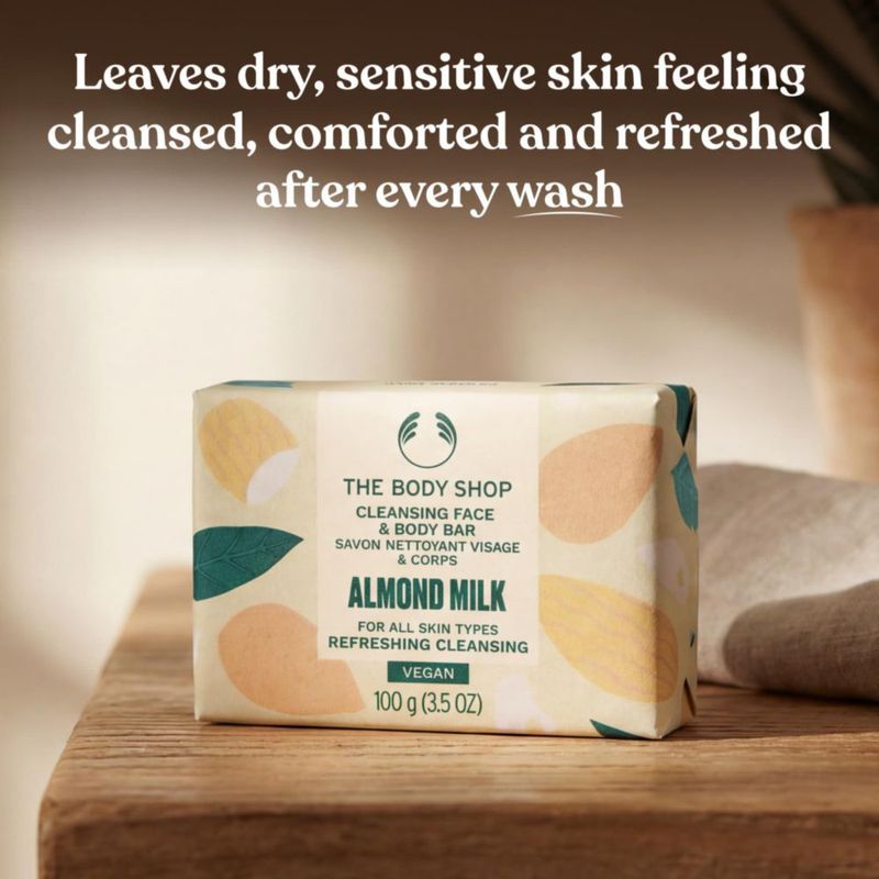 Jabón vegano de leche de almendras The Body Shop 100 g