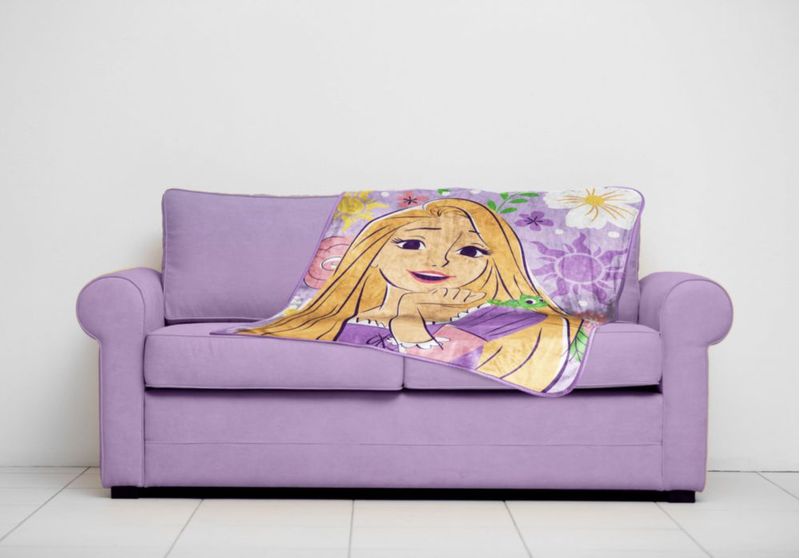 Manta decorativa Jay Franco 102 x 127 cm Rapunzel púrpura