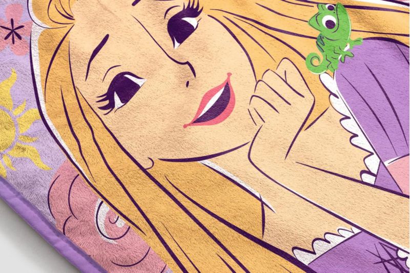 Manta decorativa Jay Franco 102 x 127 cm Rapunzel púrpura