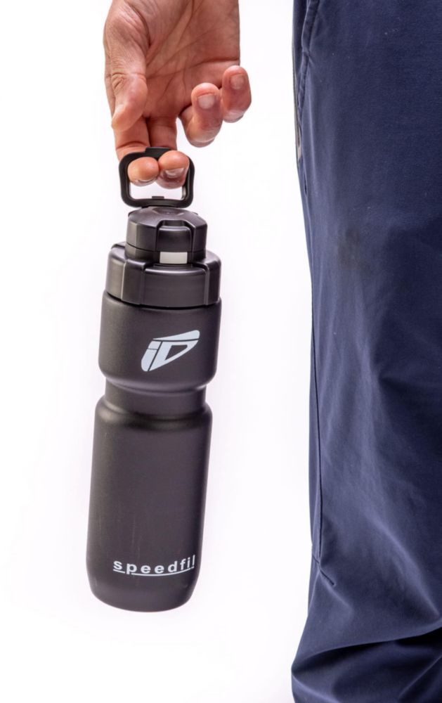 Botella Speedfil 600 ml Negra con Aislamiento al Vacío