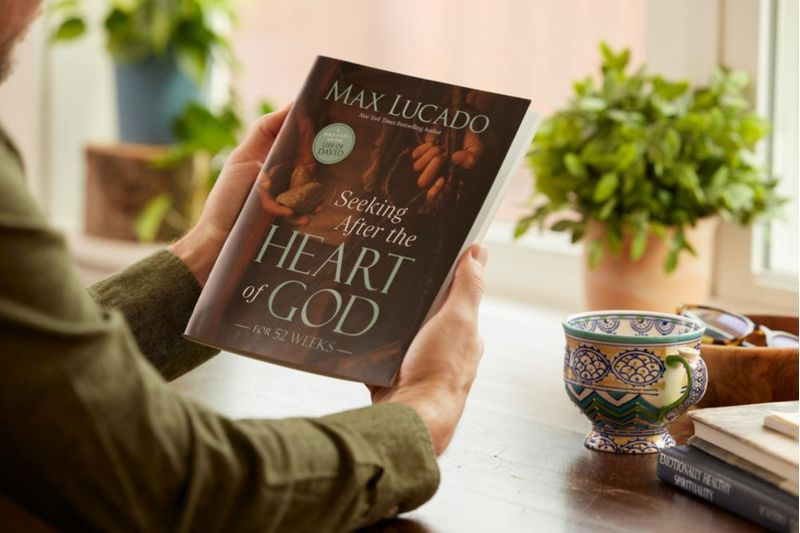 Libro HarperCollins: Buscando el corazón de Dios