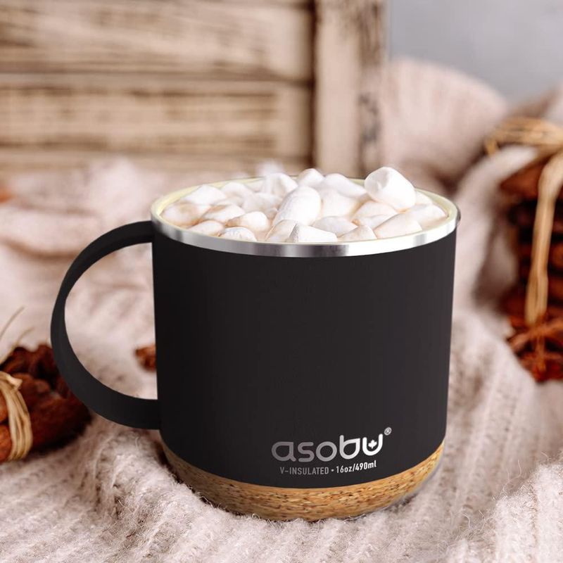 Taza Asobu de 490 ml cerámica aislada con asa