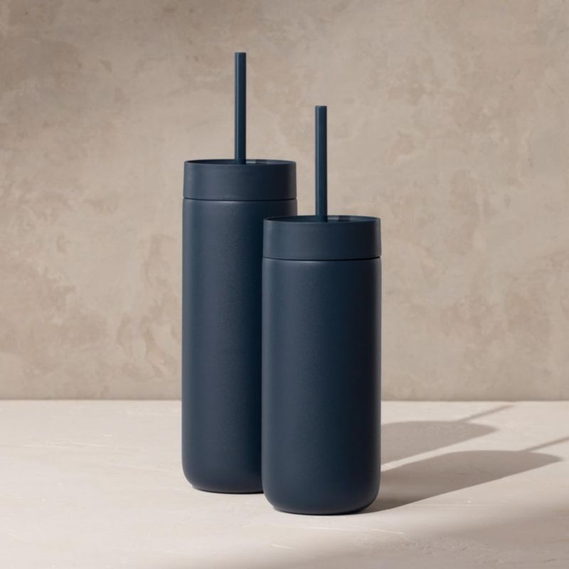 Vaso para Beber Fellow 591 ml con Tapa y Pajilla